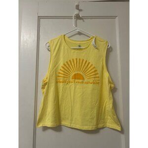 NWT!! Women’s yellow tank .